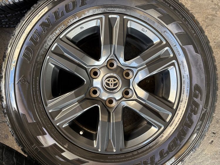 ล้อแม็กขอบ17 TOYOTA REVO สภาพสวย แถมยางDUNLOP265-65-17 ปี20 ปีแท้  รูปที่ 3