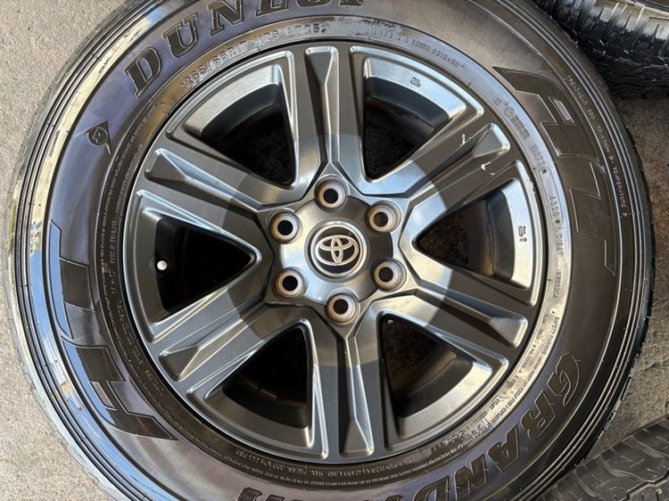 ล้อแม็กขอบ17 TOYOTA REVO สภาพสวย แถมยางDUNLOP265-65-17 ปี20 ปีแท้  รูปที่ 5