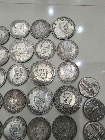 เหรียญ ต่างประเทศ สวยหายาก ของเก่าเก็บ หนักๆ เหมาๆ ทั้งหมด ขายตามสภาพของที่บ้านพร้อมส่งครับ รูปที่ 8