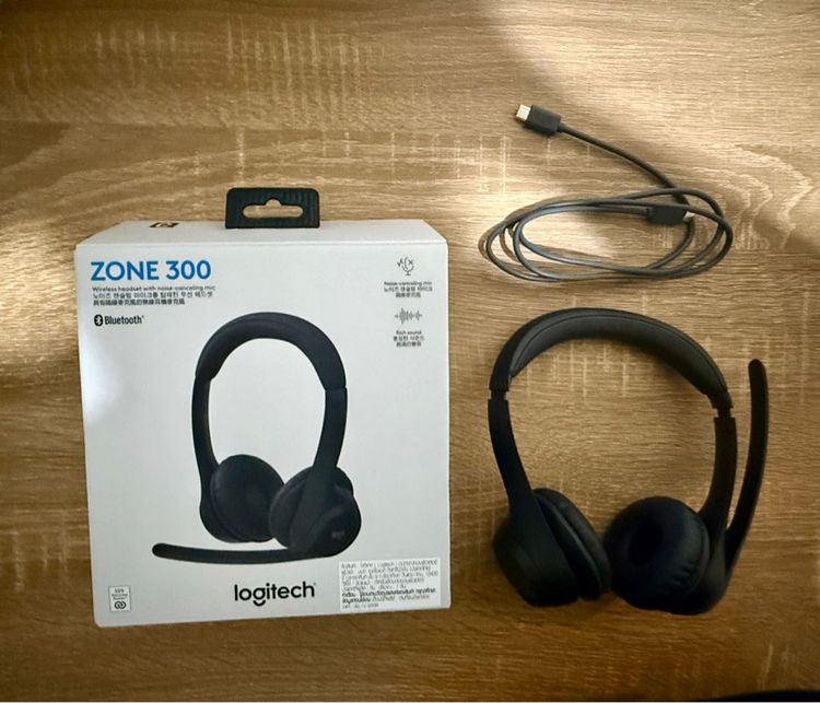 อื่นๆ หูฟัง logitech zone300