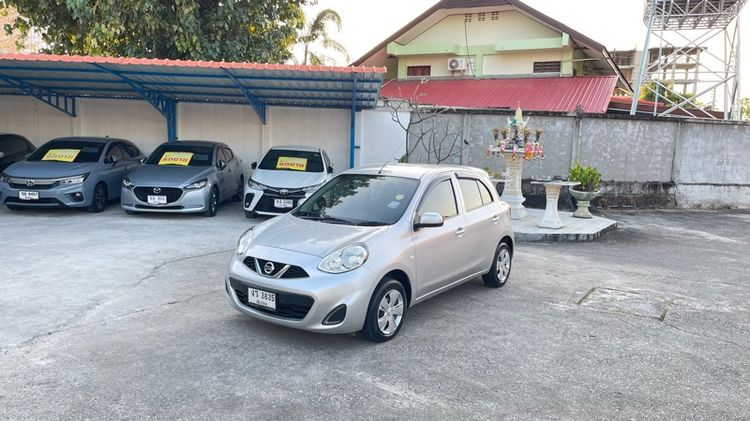 รถ Nissan March 1.2 E สี บรอนซ์เงิน