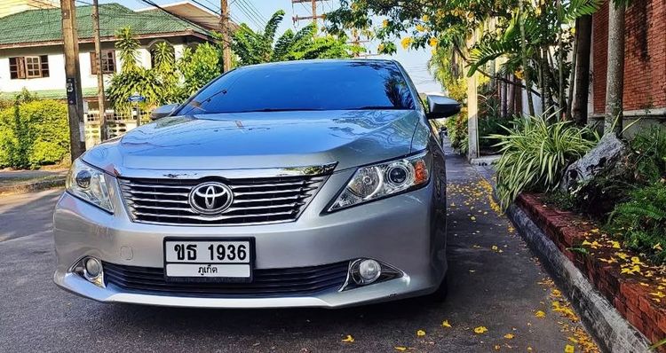 รถ Toyota Camry 2.5 G สี บรอนซ์เงิน