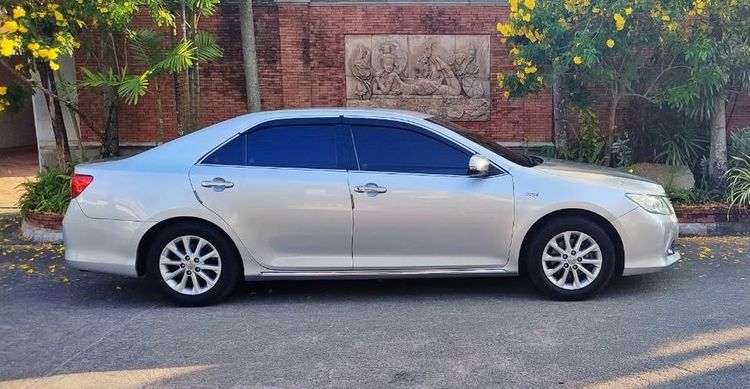 Toyota Camry 2013 2.5 G Sedan เบนซิน ไม่ติดแก๊ส เกียร์อัตโนมัติ บรอนซ์เงิน รูปที่ 3