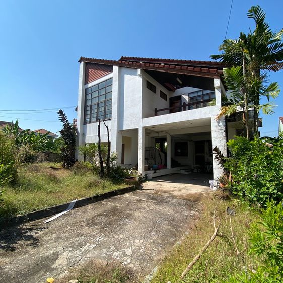 บ้าน 2 ชั้น หลังใหญ่ พร้อมพื้นที่สวน ใจกลางเมืองทองธานี