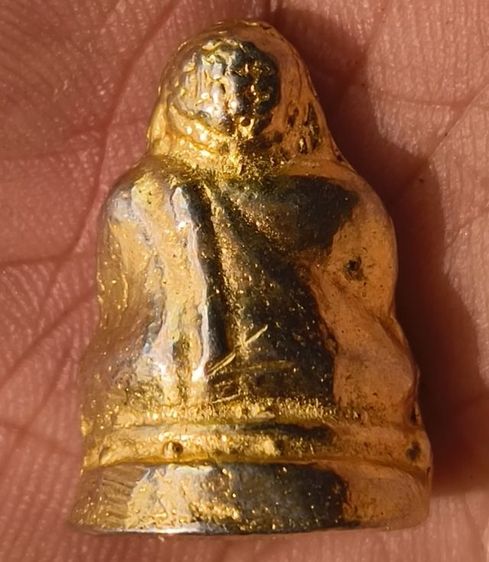 พระหล่อเนื้อโลหะเก่าค่ะ รูปที่ 14