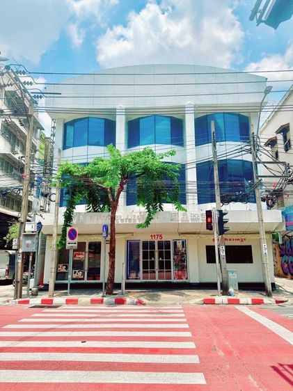 ให้เช่าห้องภายในอาคาร  Superstar