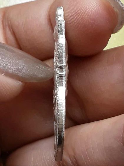 เหรียญหลวงปู่ทวด เลื่อนสมณศักดิ์ พ.ศ.2508 วัดช้างให้ กะไหล่เงิน รูปที่ 3