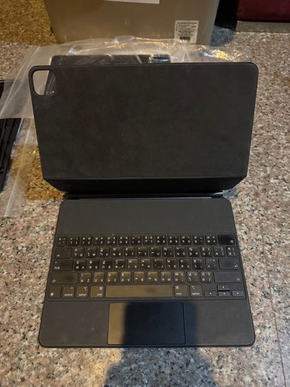 ขายMagis KeyBoard iPadPro12.9ของแท้รุ่นใหม่แล้วสูนTrueใช้งานดีทุกๆฟังชั่นถูกมากกกก รูปที่ 2