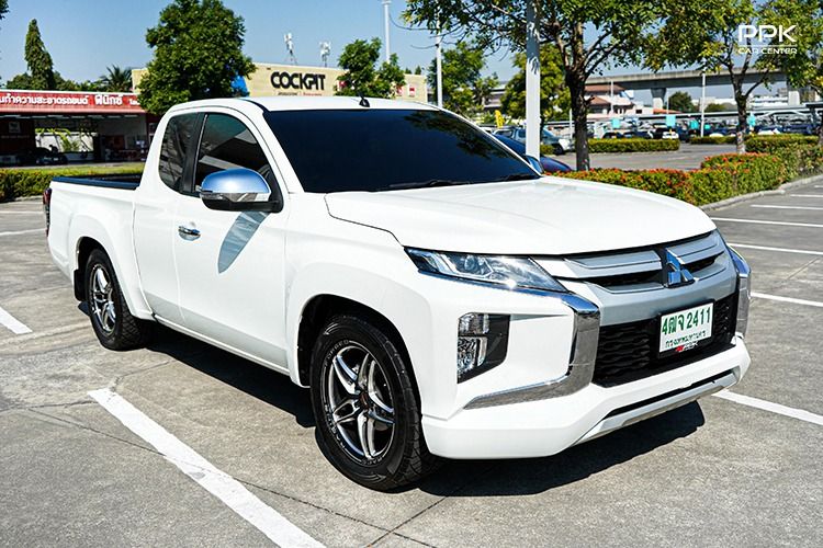 Mitsubishi Triton 2022 2.5 GLX Pickup ดีเซล ไม่ติดแก๊ส เกียร์ธรรมดา ขาว รูปที่ 3