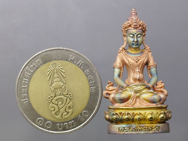 พระกริ่งอวโลกิเตศวร รุ่นอุดมโภคทรัพย์ เนื้อเงิน 99.9 ชุบ 3 กษัตริย์ วัดโพธิ์แมนคุณาราม พ.ศ.2539 พร้อมกล่องเดิม รูปที่ 8