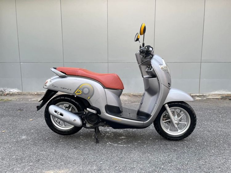 Honda รุ่น Scoopy i 110cc ปี 2018 สตาร์ทมือ รูปที่ 3