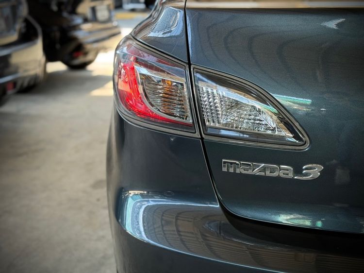 Mazda Mazda3 2013 1.6 Spirit Sports Sedan เบนซิน ไม่ติดแก๊ส เกียร์อัตโนมัติ เทา รูปที่ 2