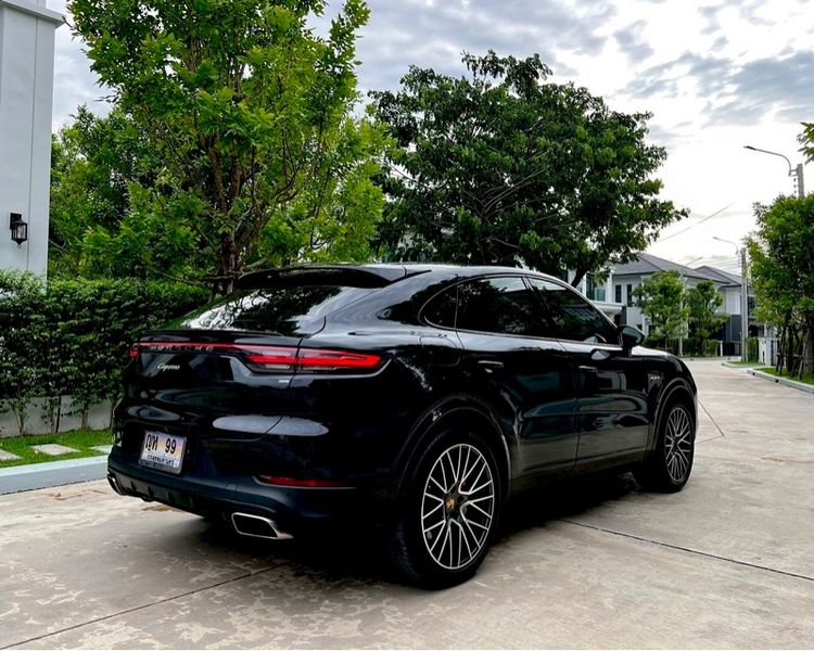 Porsche Cayenne 2022 3.0 E-Hybrid Coupé 4WD Utility-car ไฮบริด ไม่ติดแก๊ส เกียร์อัตโนมัติ ดำ รูปที่ 3