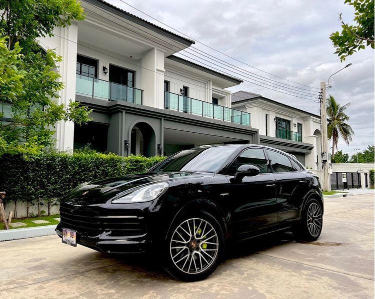 รถ Porsche Cayenne 3.0 E-Hybrid Coupé 4WD สี ดำ