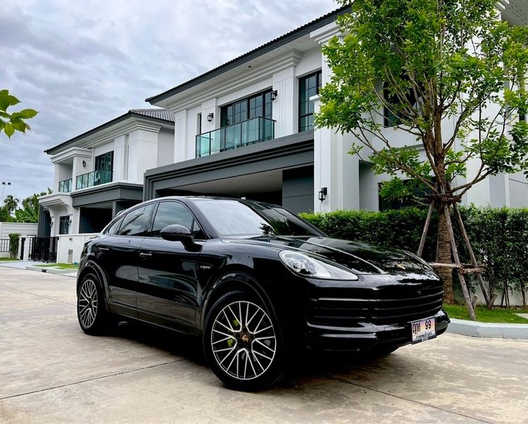 Porsche Cayenne 2022 3.0 E-Hybrid Coupé 4WD Utility-car ไฮบริด ไม่ติดแก๊ส เกียร์อัตโนมัติ ดำ รูปที่ 2
