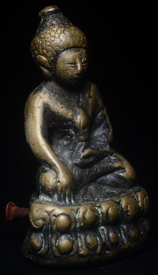 พระหล่อโบราณ ไม่ทราบที่ครับ หลังตอกตะปู สภาพตามรูปครับ บูชา1000 ครับ ติดต่อ line 0845027376ครับ รูปที่ 3