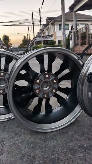 ล้อแม็กเดิมศูนย์รถปาเจโร ขอบ18" 5วงพร้อมยางอะไหลลายเดียวกัน รูปที่ 10