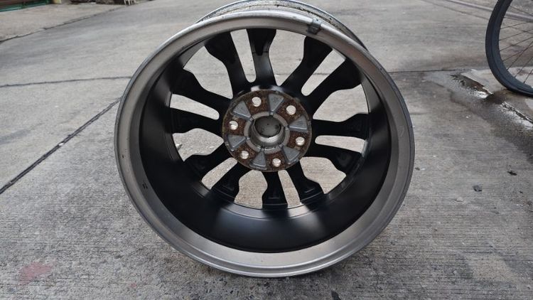ล้อแม็กเดิมศูนย์รถปาเจโร ขอบ18" 5วงพร้อมยางอะไหลลายเดียวกัน รูปที่ 17