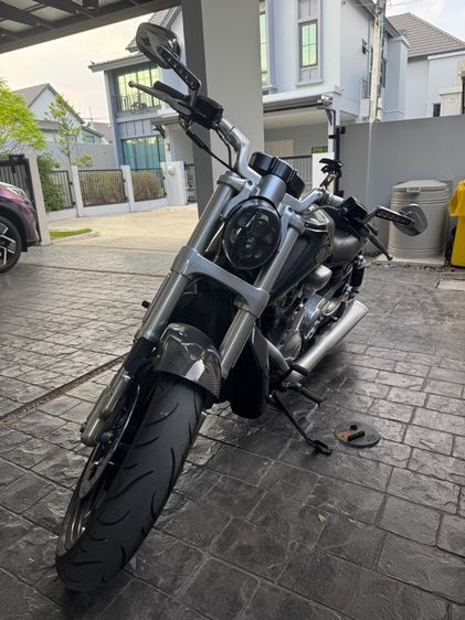 V rod muscle 2009 Full carbon รูปที่ 2