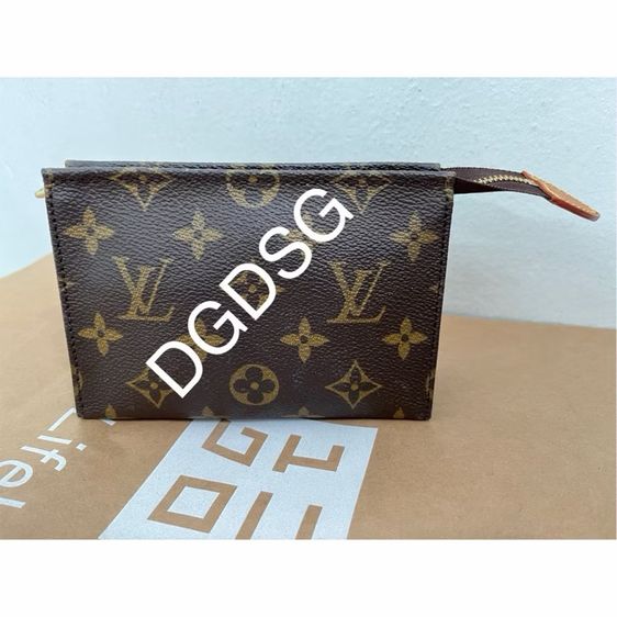 กระเป๋าสตางค์ Louis 