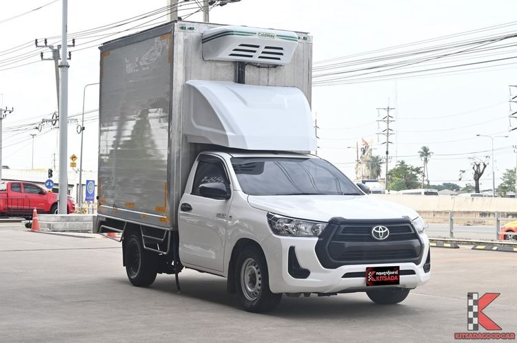 รถ Toyota Hilux Revo 2.4 Entry สี ขาว