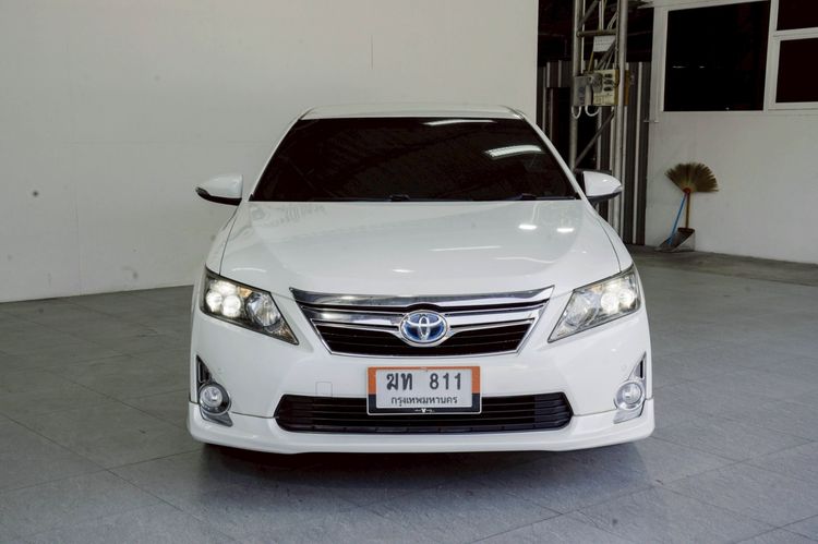Toyota Camry 2012 2.5 HV Sedan ไฮบริด ไม่ติดแก๊ส เกียร์อัตโนมัติ ขาว รูปที่ 2