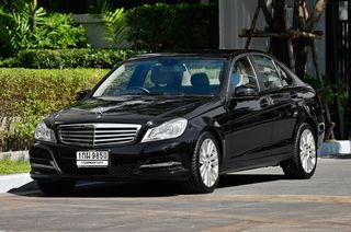 102,803 km BENZ C200 CGI W204 Facelift เกียร์ 7-Speed เรือนไมล์จอสี รถออกศูนย์เบนซ์พระราม 3 มือเดียว