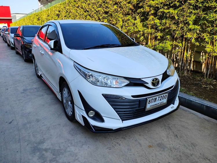 Toyota Yaris ATIV 2019 1.2 E Sedan เบนซิน ไม่ติดแก๊ส เกียร์อัตโนมัติ ขาว