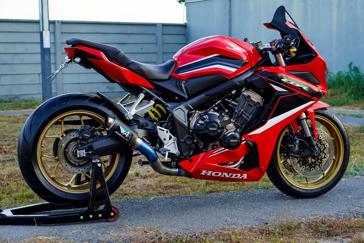 HONDA CBR650R ABS ปี 2021 ฟรีค่าดำเนินการจัดไฟแนนซ์  รูปที่ 11