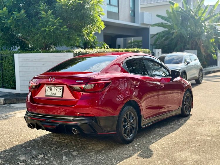 Mazda Mazda 2 2019 1.3 Sports High Connect Sedan เบนซิน ไม่ติดแก๊ส เกียร์อัตโนมัติ แดง รูปที่ 4