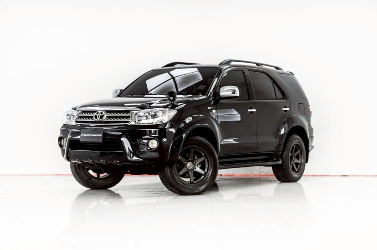 รถ Toyota Fortuner 2.7 V 4WD สี ดำ