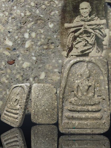 พระสมเด็จ วัดระฆัง พิมพ์ใหญ่ เนื้อก้นครก