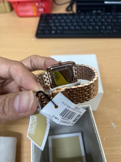 Micheal Kors นาฬิกาข้อมือผู้หญิง รูปที่ 5