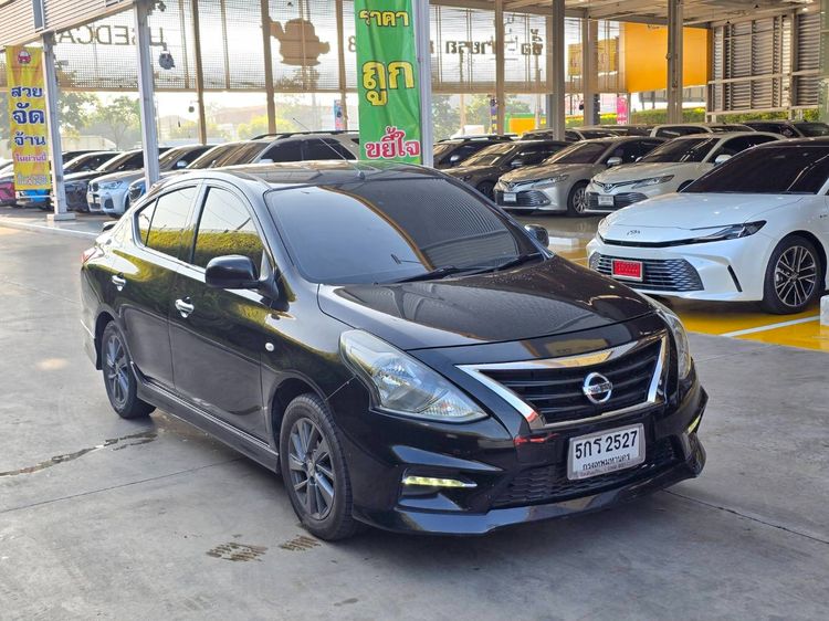 รถ Nissan Almera 1.2 E Sportech สี ดำ