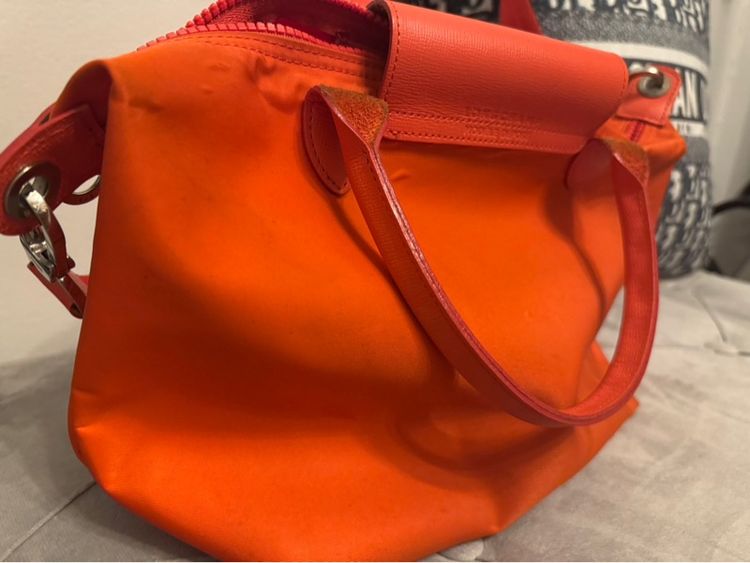 Long Champ Neo Nylon สีส้ม มือ 2 ของแท้ รูปที่ 3