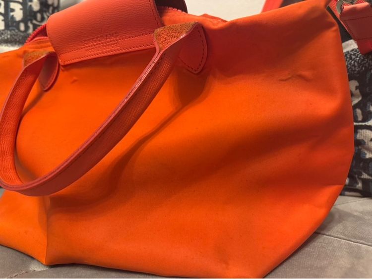 Long Champ Neo Nylon สีส้ม มือ 2 ของแท้ รูปที่ 4