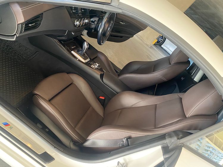 BMW Z4 2013 2.0 sDrive20i เบนซิน เกียร์อัตโนมัติ ขาว รูปที่ 4