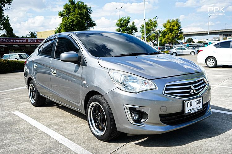 Mitsubishi Attrage 2016 1.2 GLX Sedan เบนซิน ไม่ติดแก๊ส เกียร์อัตโนมัติ เทา รูปที่ 3