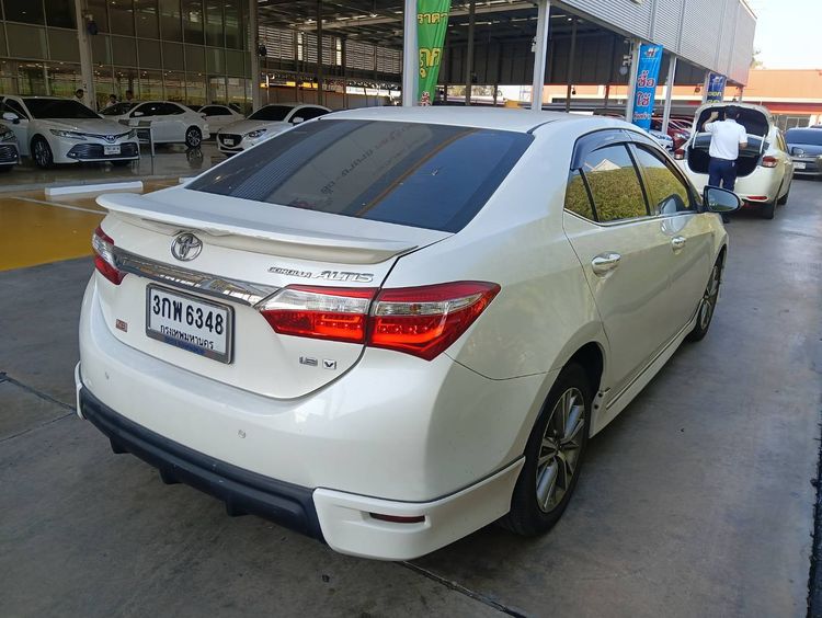 Toyota Altis 2014 1.8 V Sedan เบนซิน ไม่ติดแก๊ส เกียร์อัตโนมัติ ขาว รูปที่ 4