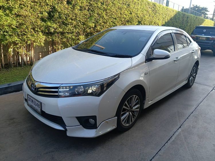 Toyota Altis 2014 1.8 V Sedan เบนซิน ไม่ติดแก๊ส เกียร์อัตโนมัติ ขาว รูปที่ 3