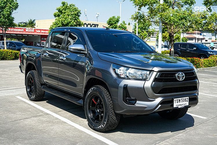 Toyota Hilux Revo 2021 Double Cab 2.4 Entry Prerunner Pickup ดีเซล ไม่ติดแก๊ส เกียร์ธรรมดา เทา รูปที่ 3