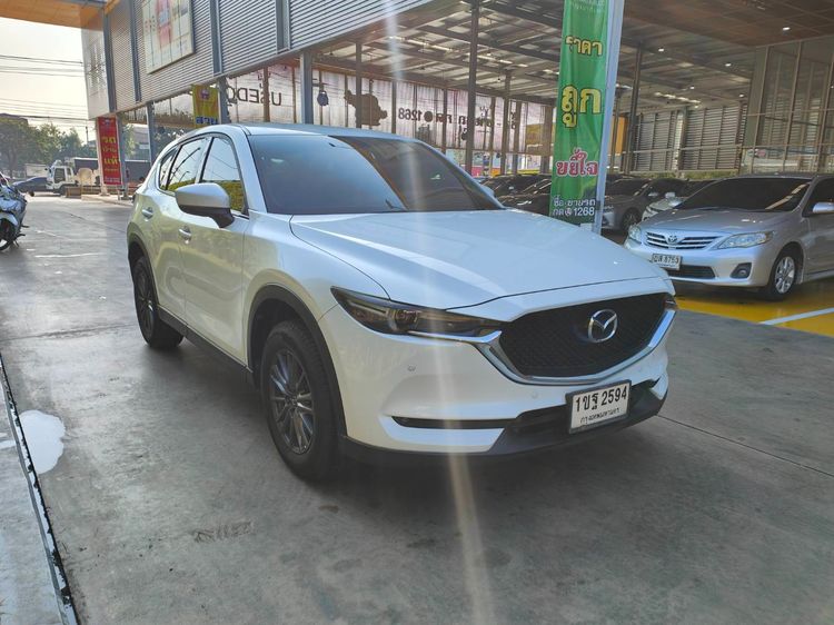 รถ Mazda CX-5 2.0 S สี ขาว