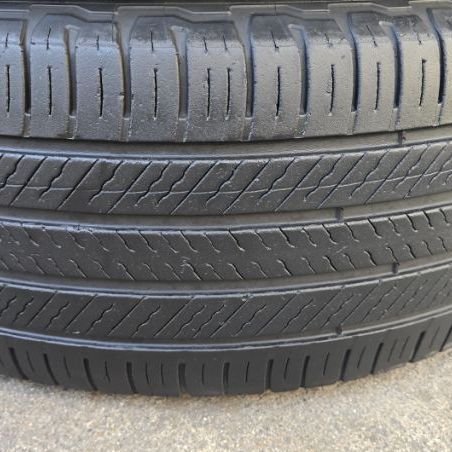 265​ 60R18 ปี22 Michelin Primacy​ SUV​ plus
ไม่ปะ​ ดอกเต็ม​ นุ่มเงียบสุดๆ​ ลงพื้นปลายปี​22
ชุด​4เส้น 5,800​ บาท  รูปที่ 4