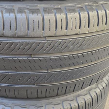 265​ 60R18 ปี22 Michelin Primacy​ SUV​ plus
ไม่ปะ​ ดอกเต็ม​ นุ่มเงียบสุดๆ​ ลงพื้นปลายปี​22
ชุด​4เส้น 5,800​ บาท  รูปที่ 2