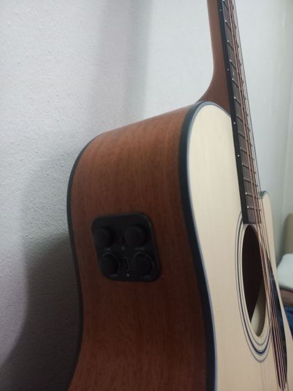 กีตาร์สวยสภาพใหม่เอี่ยม รูปที่ 3