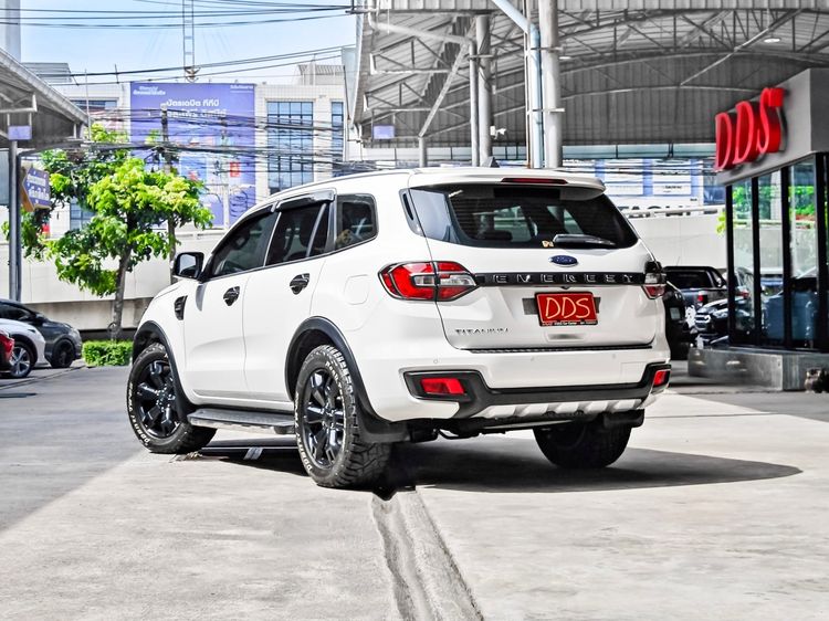 Ford Everest 2018 2.2 Titanium Plus Utility-car ดีเซล เกียร์อัตโนมัติ ขาว รูปที่ 2