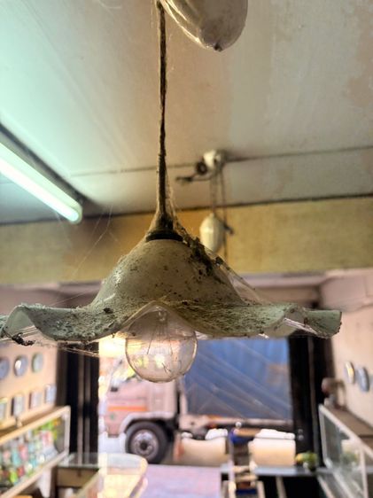 โป๊ะไฟลูกรอก รูปที่ 3