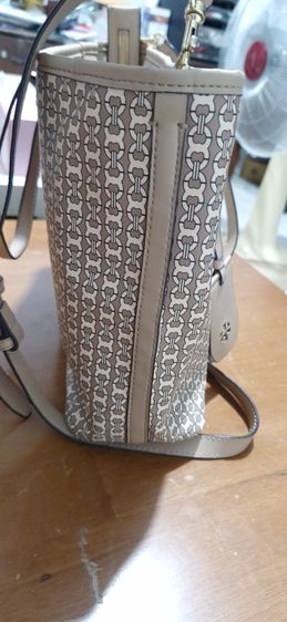 กระเป๋า Tory Burch รูปที่ 3