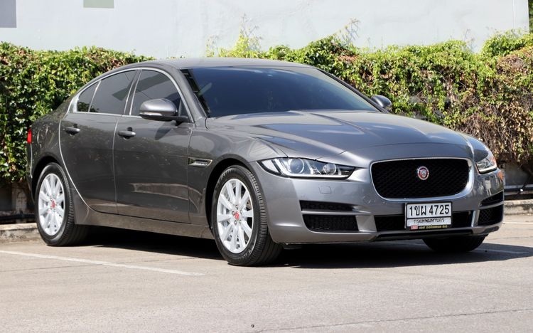 Jaguar XE 2019 2.0 R-Sport Sedan ดีเซล ไม่ติดแก๊ส เกียร์อัตโนมัติ เทา รูปที่ 2