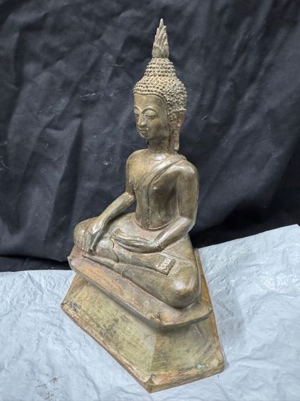 พระใสกนองคาย รูปที่ 3